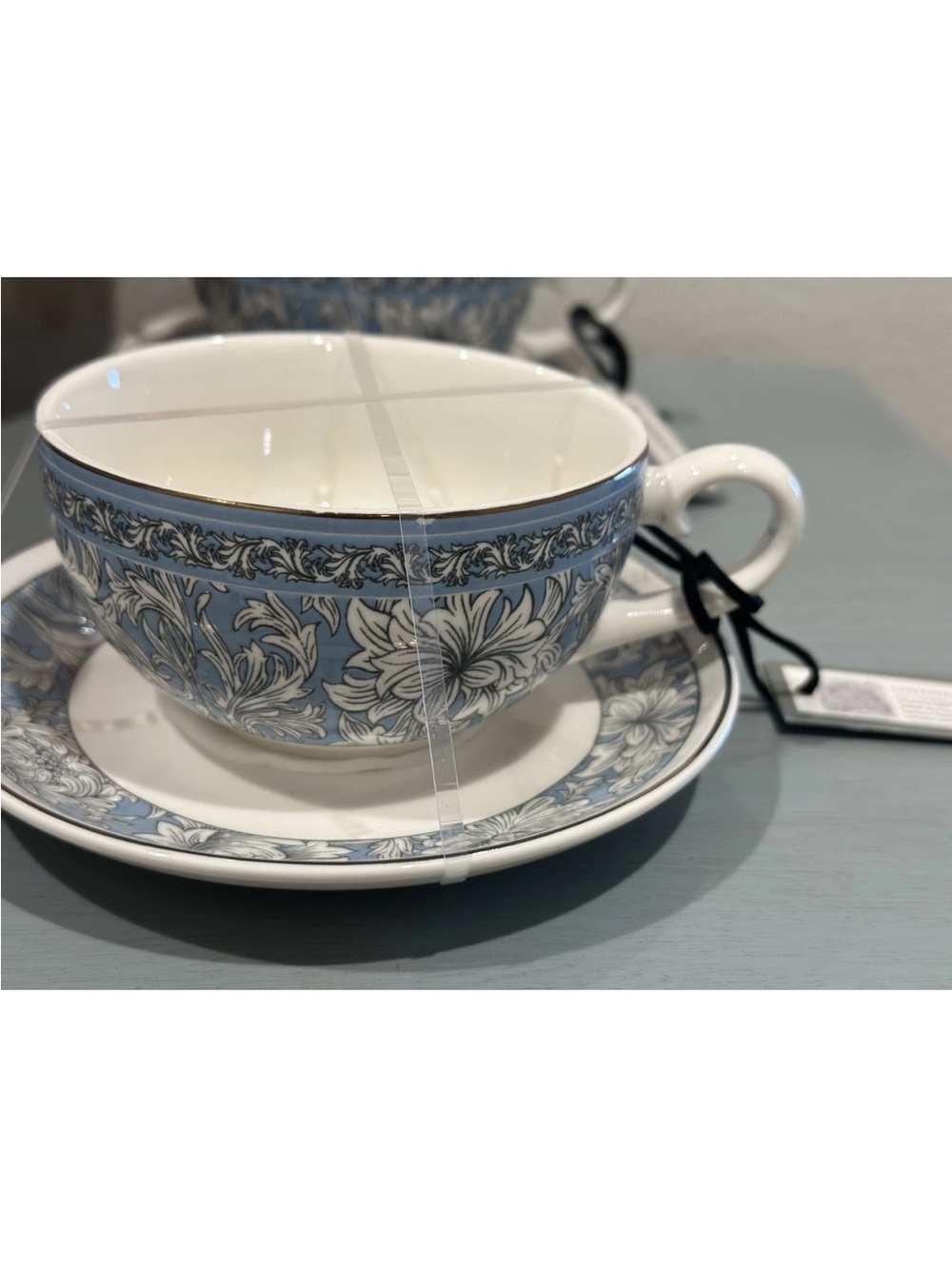 Morris & Co Teacup & Saucer Set of 2
Blue Floral Chrysanthemum Gold Trim
New - Picture 3 of 10
